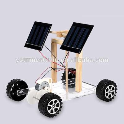 Scientific experiment toy Creative gizmos Solar car lunar rover